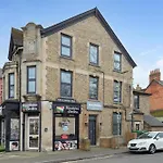 Modern city centre studio apartment!