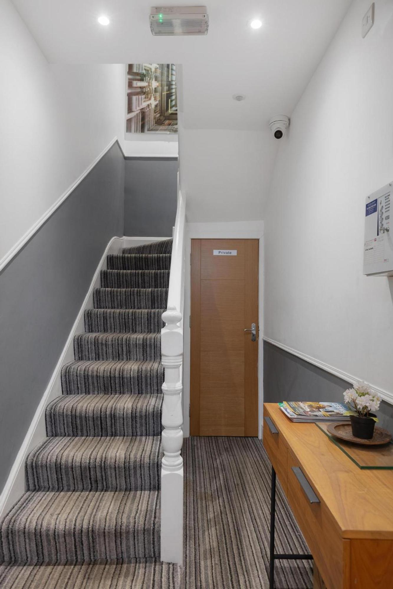 Appartamento Modern Centre Apartment!